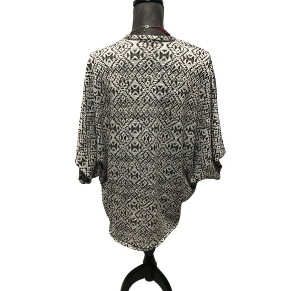 Xhileration Cardigan Womens Size Medium Black White Aztec Open Front Sweater - Picture 4 of 6